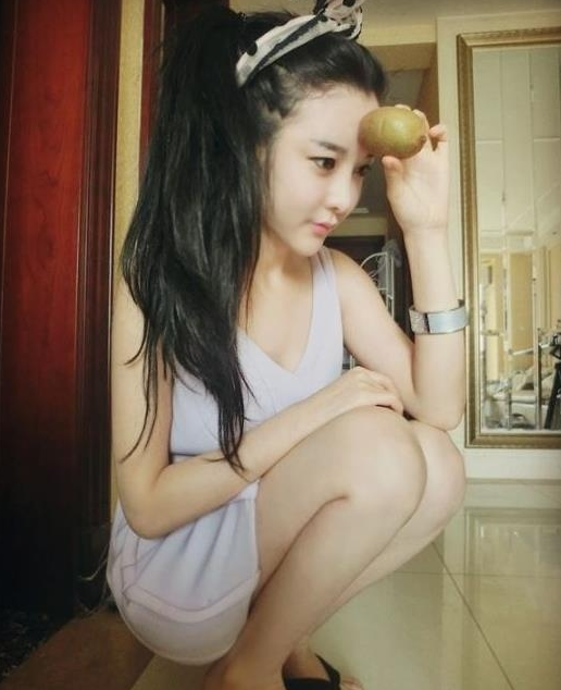 出差在外，感受一下成都的美女，温江美女，需要自提